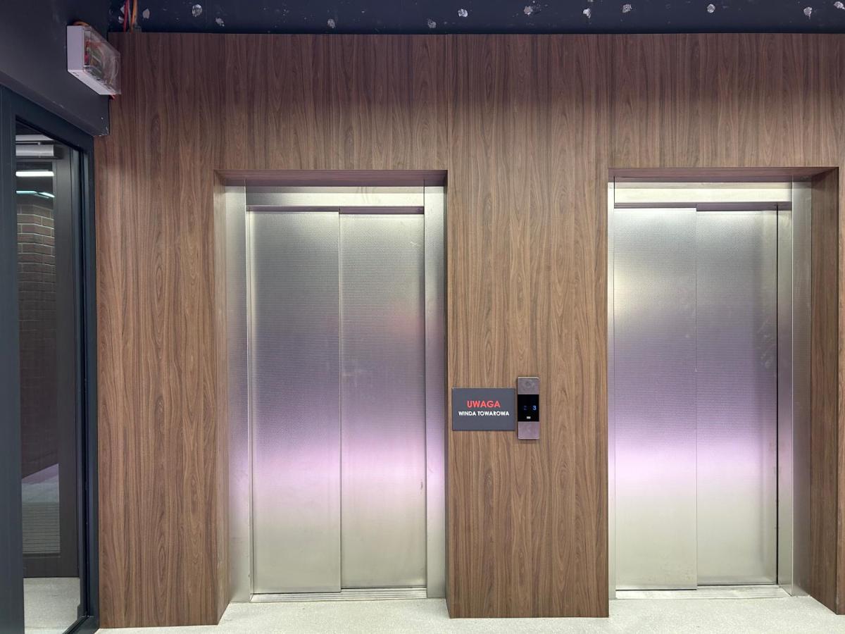 Apartamenty Pl. Wolnosci 6 ポズナン エクステリア 写真